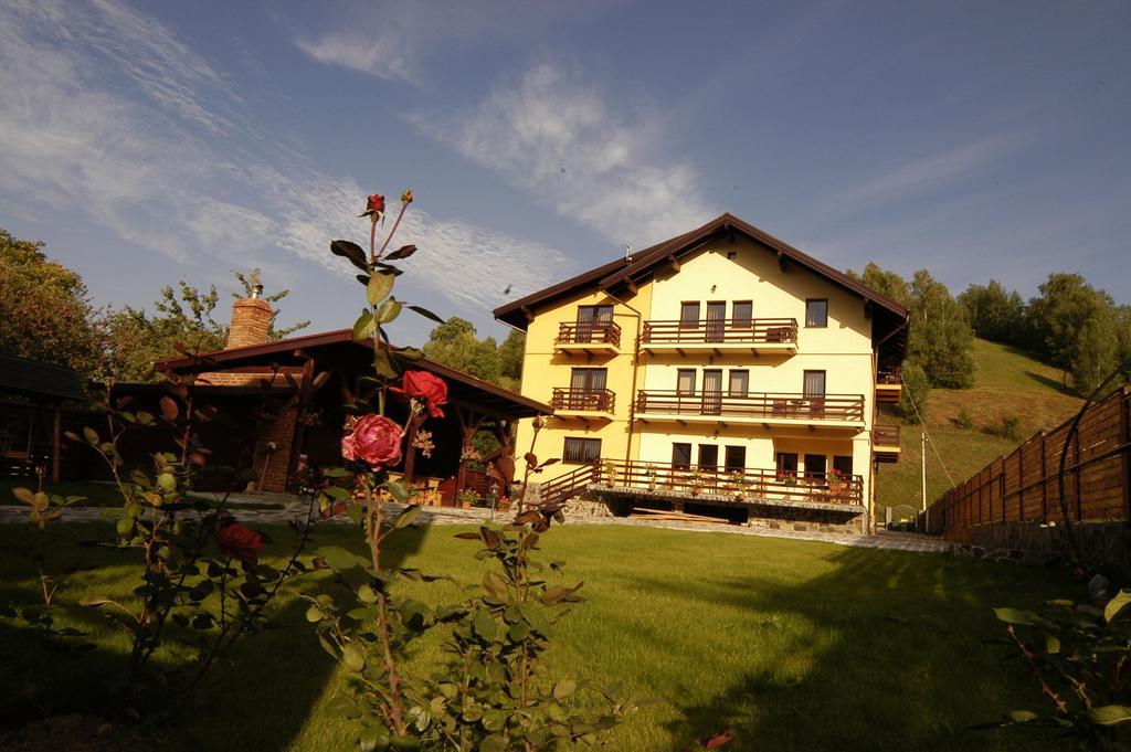 برانْ Pensiunea Casa Doina الغرفة الصورة